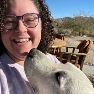 Meet your Posher, Alissa